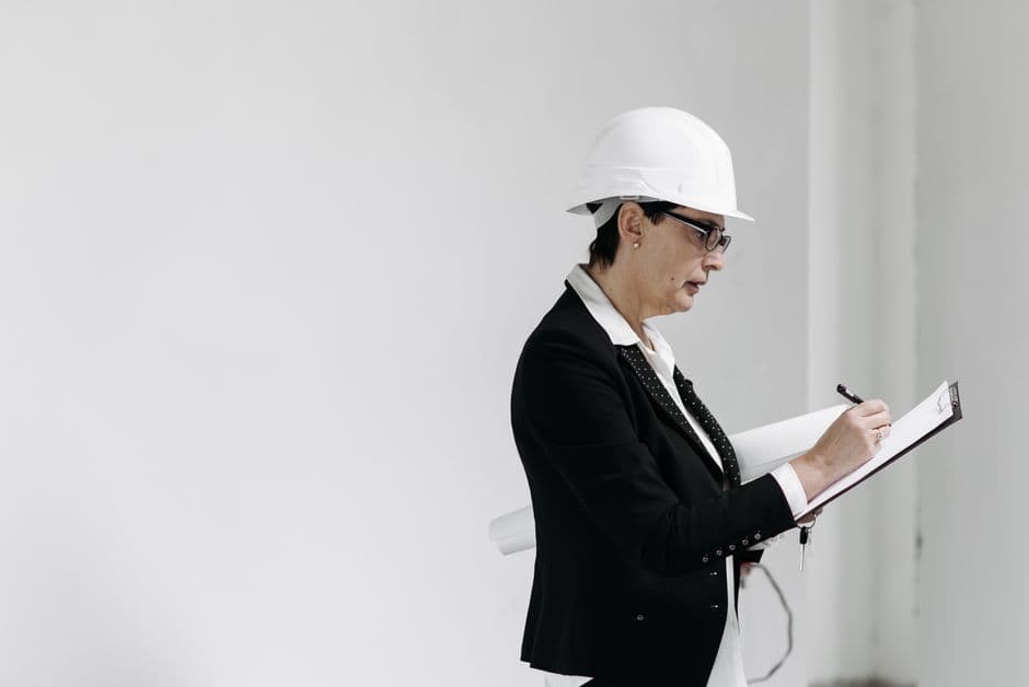 Construction Estimate Turnover Checklist: What Should Be in the Handoff After Award?